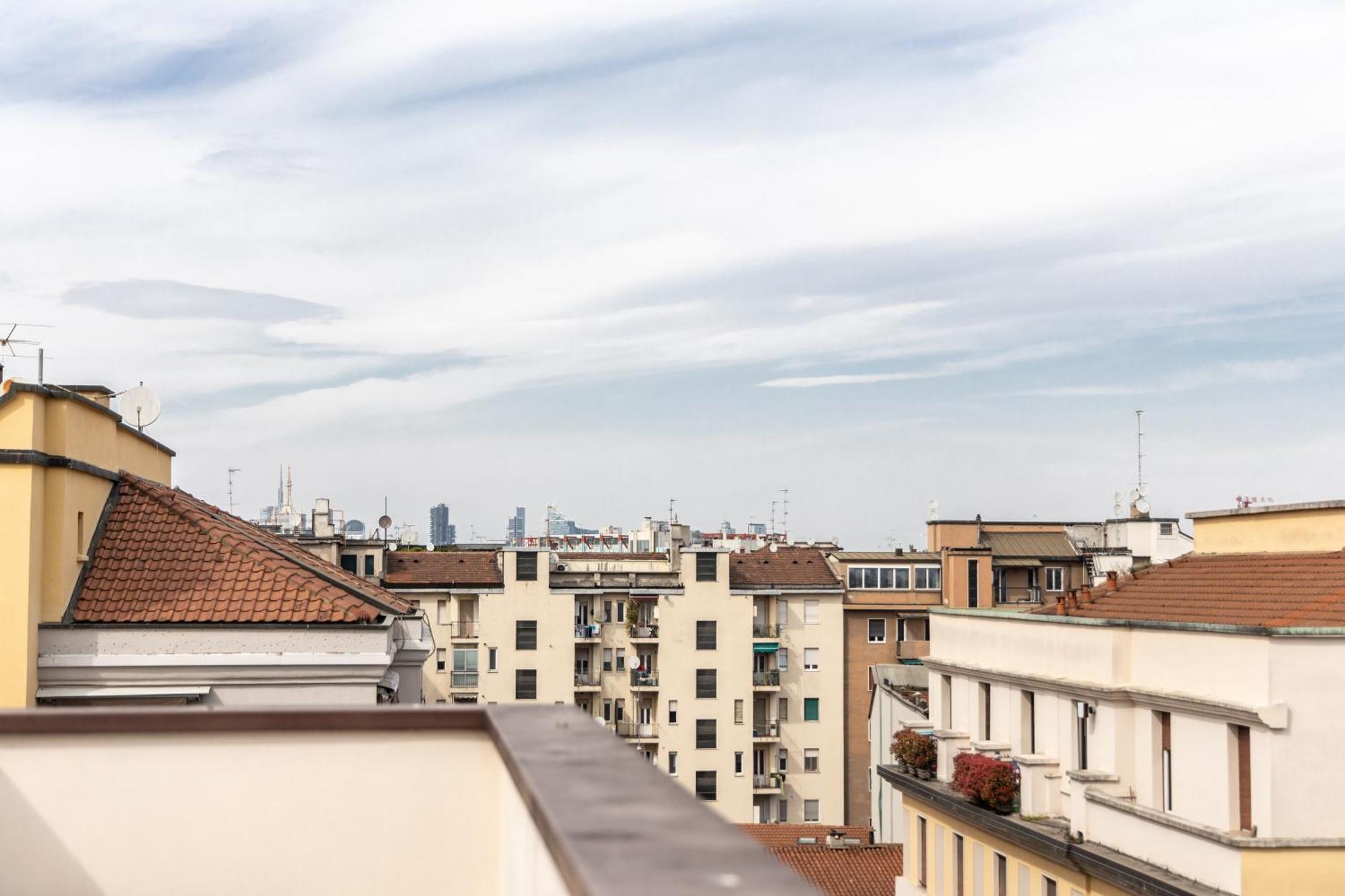 Bocconi'S Nest - Close To Duomo With Terrace Милано Екстериор снимка