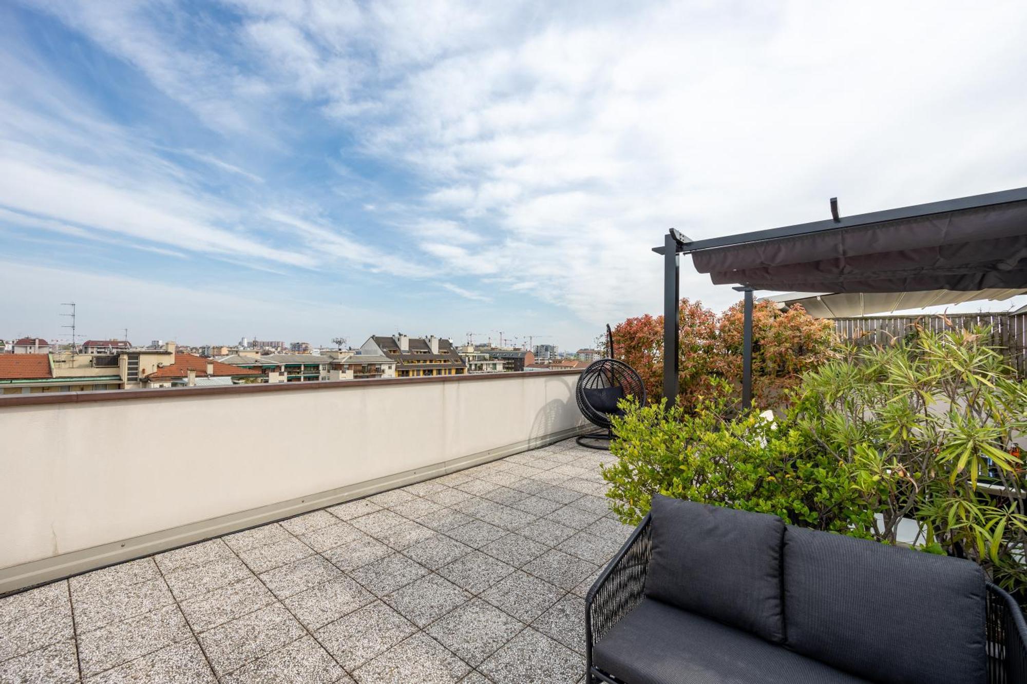 Bocconi'S Nest - Close To Duomo With Terrace Милано Екстериор снимка