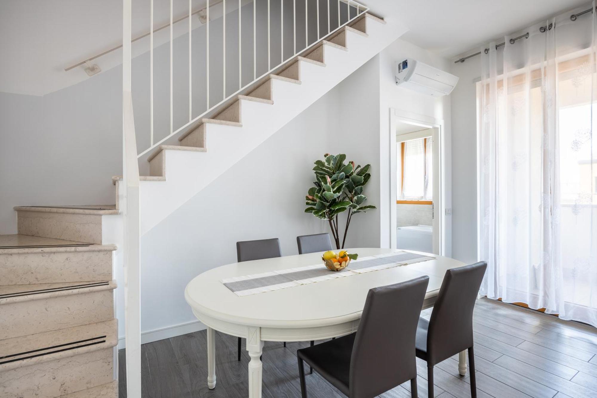 Bocconi'S Nest - Close To Duomo With Terrace Милано Екстериор снимка