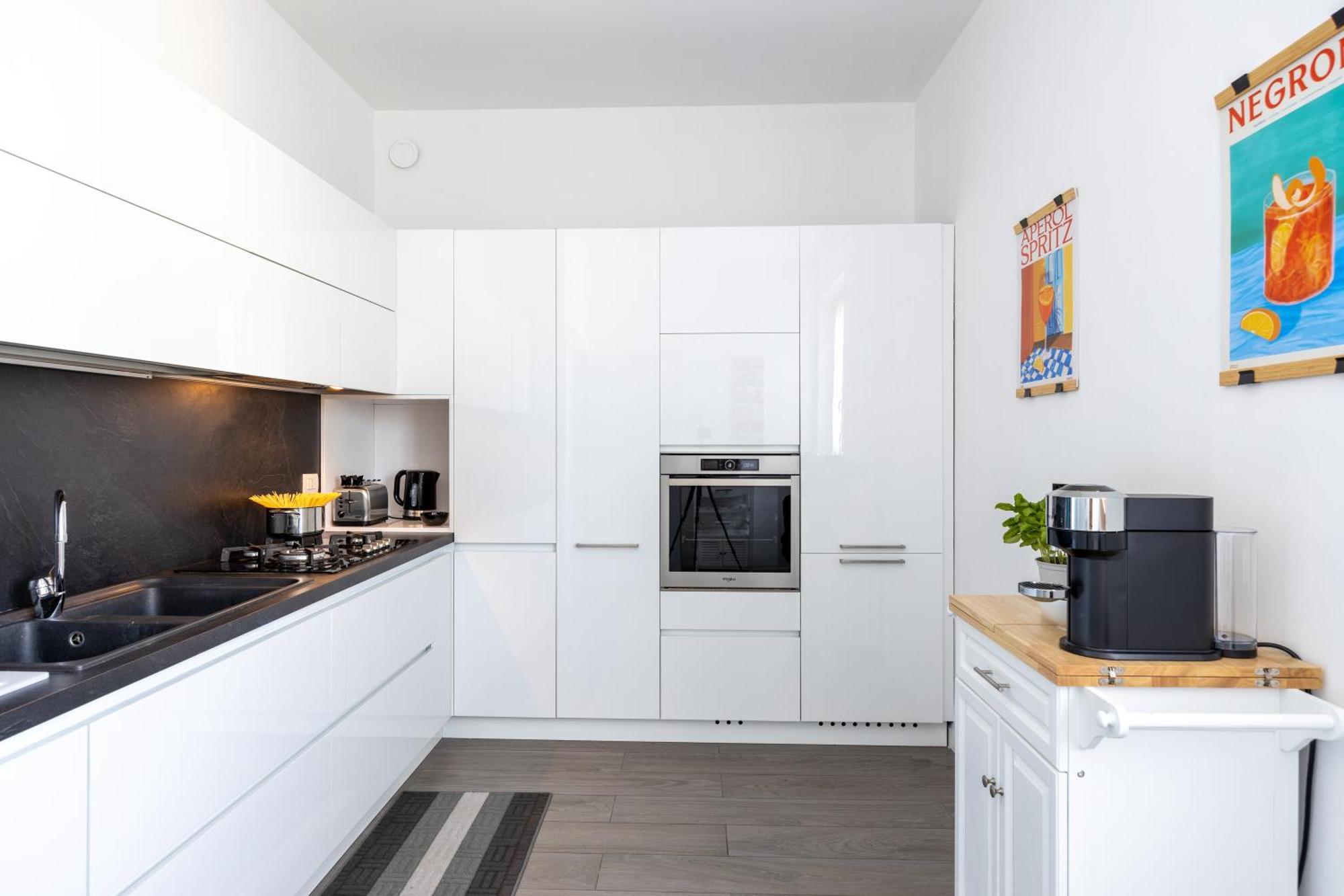 Bocconi'S Nest - Close To Duomo With Terrace Милано Екстериор снимка