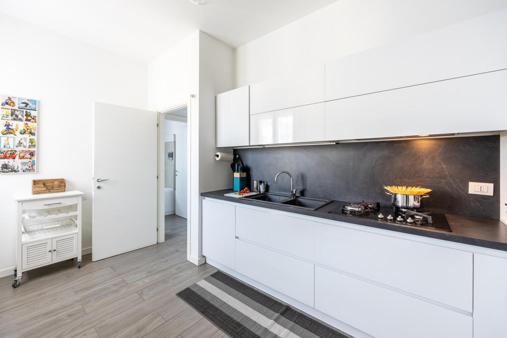 Bocconi'S Nest - Close To Duomo With Terrace Милано Екстериор снимка